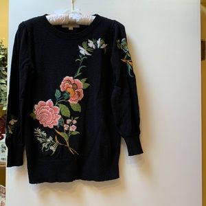 Loft XS embroidered sweater